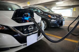 Mercedes-Benz’s Latest Decision Signals Trouble Ahead for EVs